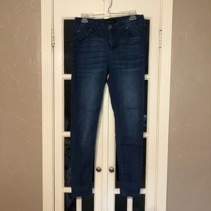 Celebrity Gold skinny jeans. Size 12. EUC